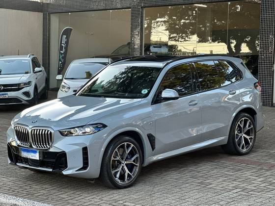 BMW X5 3.0 I6 TURBO HÍBRIDO XDRIVE50E M SPORT AUTOMÁTICO BMW X5 3.0 I6 TURBO HÍBRIDO XDRIVE50E M SPORT AUTOMÁTICO